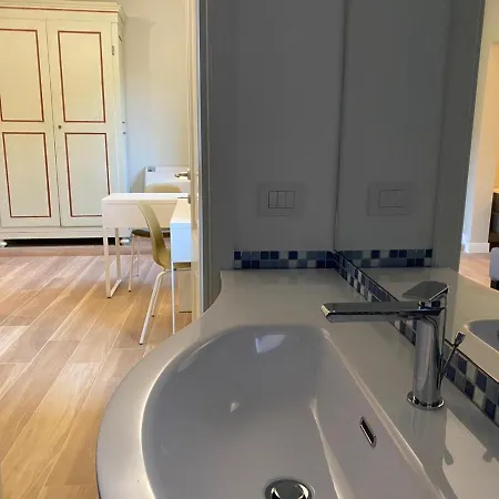 Apartment Sdrucciolo Dei Pitti Third Floor Florence