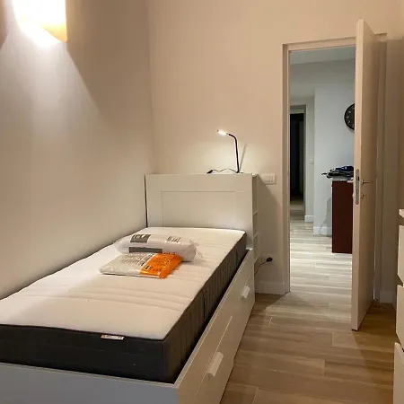 Sdrucciolo Dei Pitti Third Floor Apartment Florence